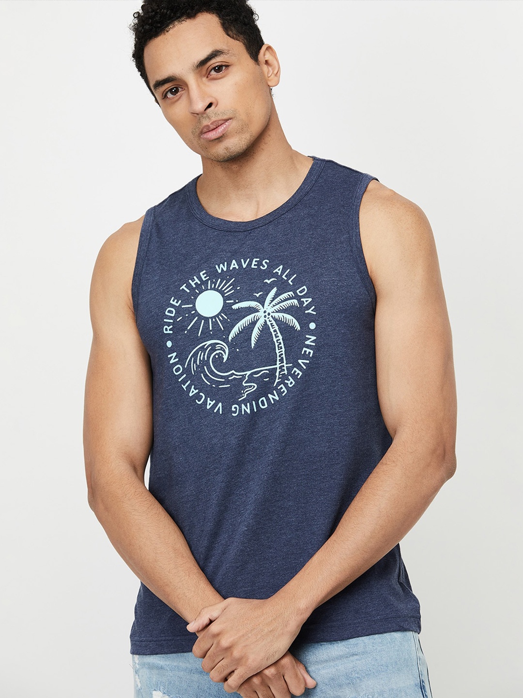 

max Men Navy Blue & Turquoise Blue Typography Printed Tropical T-shirt