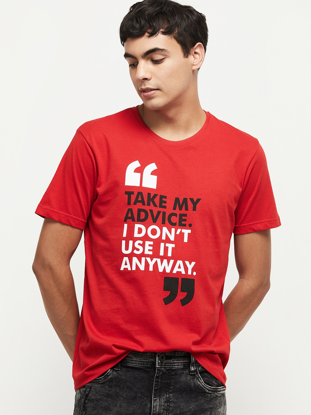 

max Men Red Typography Printed Pure Cotton T-shirt