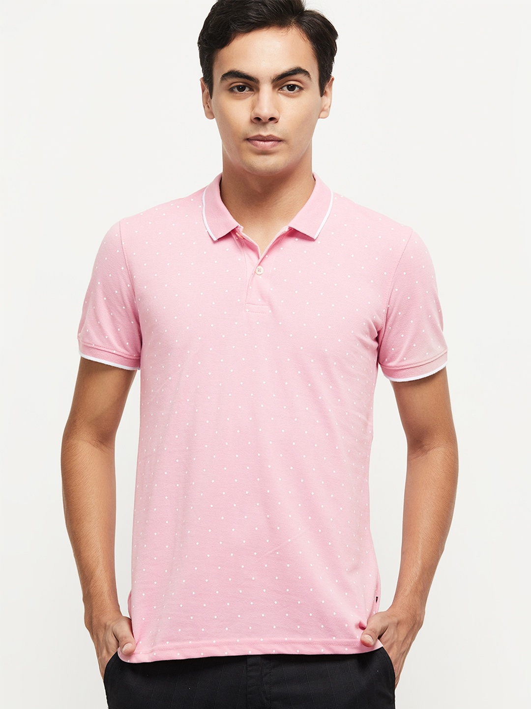 

max Men Pink Polo Collar T-shirt