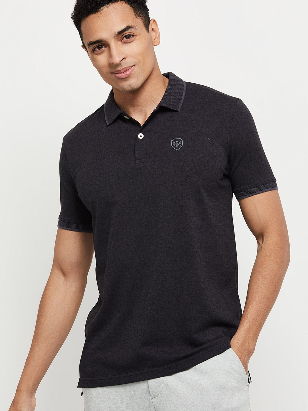 

max Men Charcoal Polo Collar T-shirt