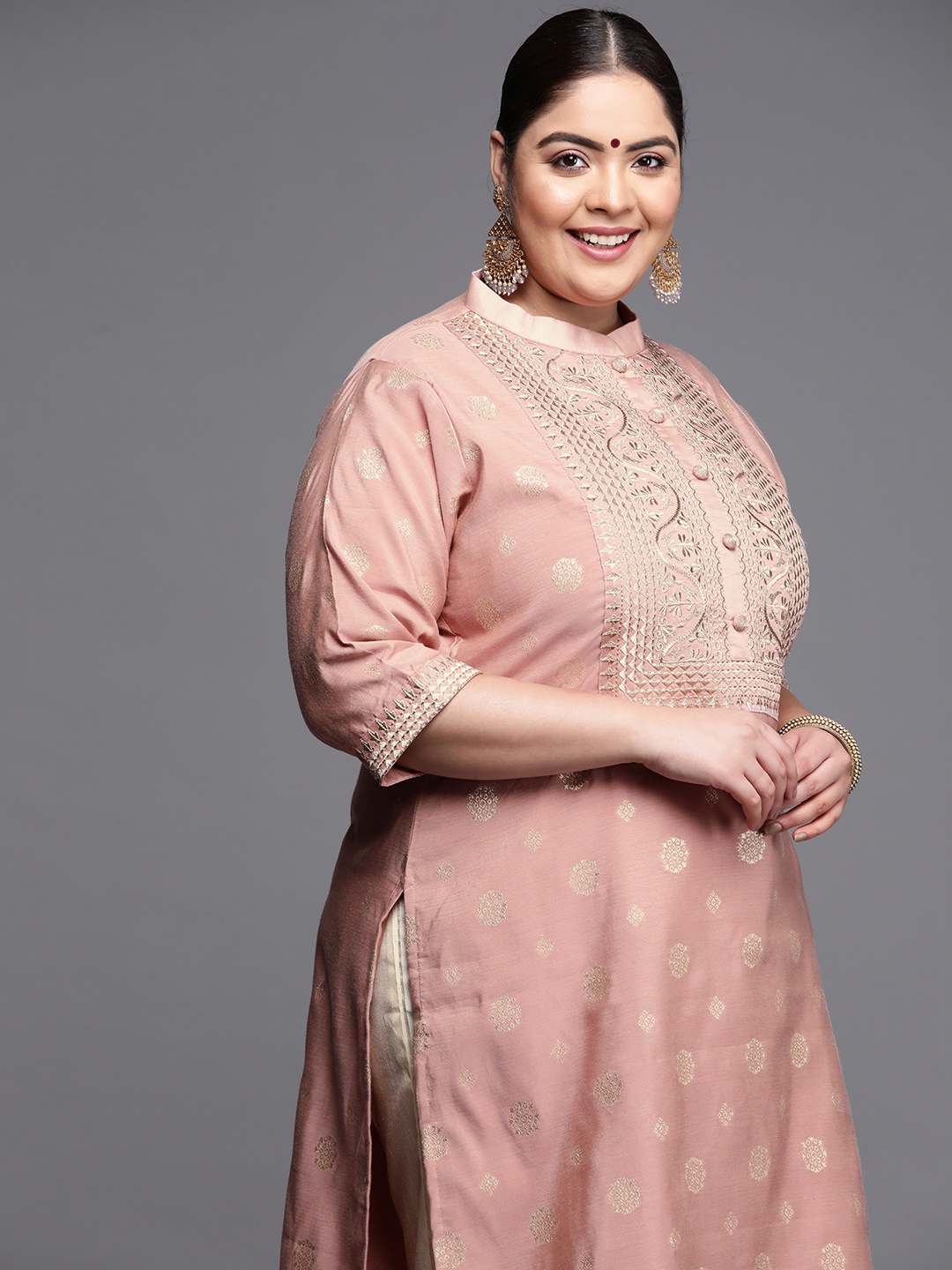 

EXTRA LOVE BY LIBAS Women Plus Size Pink & Gold Woven Design Thread Work Detail Kurta