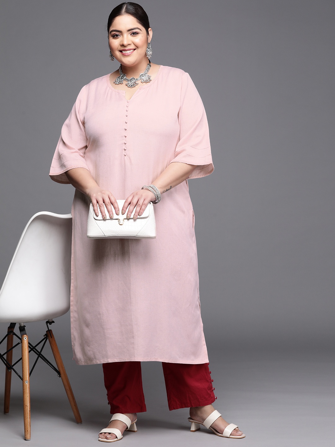 

EXTRA LOVE BY LIBAS Women Plus Size Pink Solid Flared Sleeves Kurta