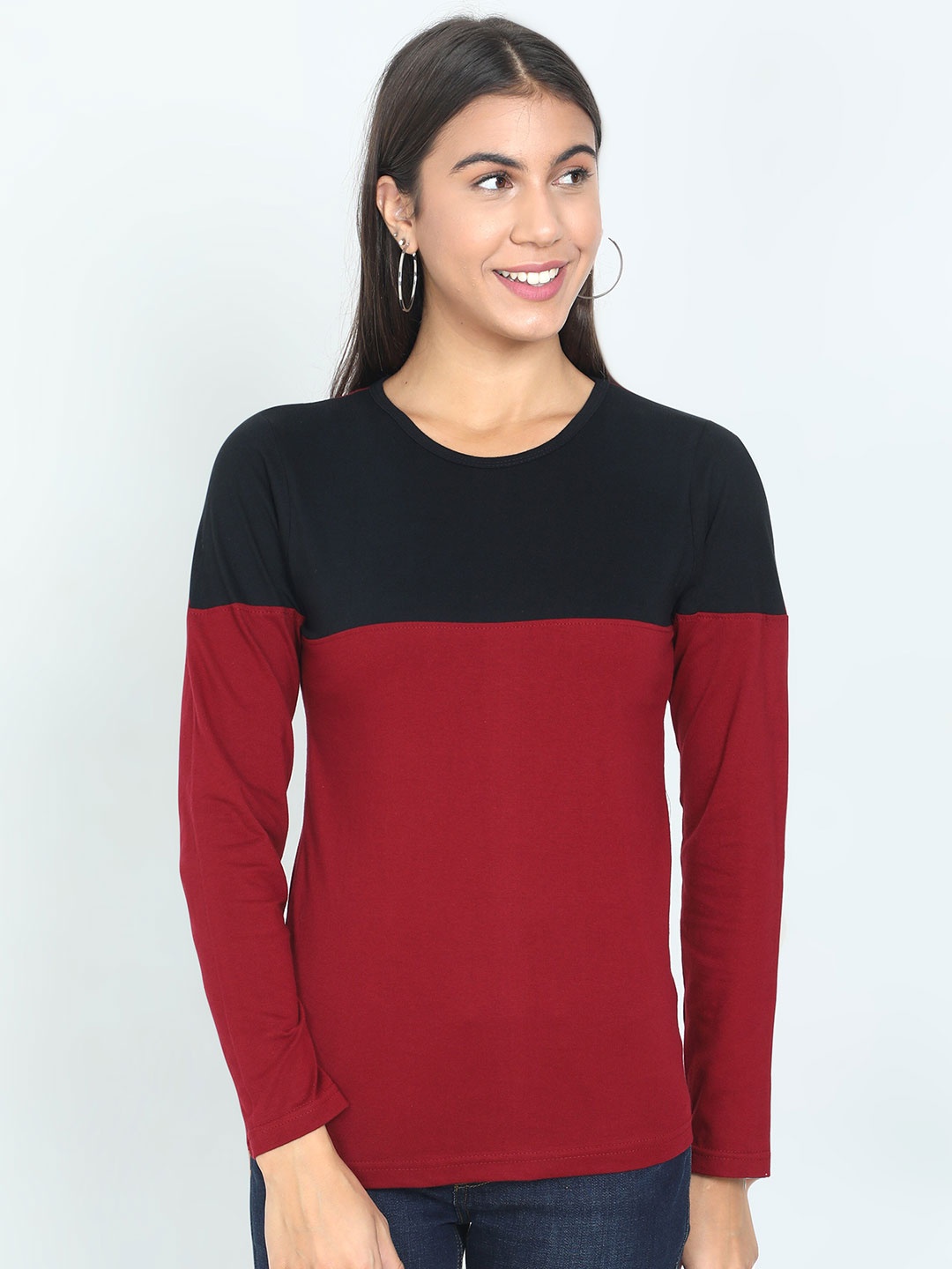 

Fleximaa Women Black & Maroon Colourblocked Cotton T-shirt