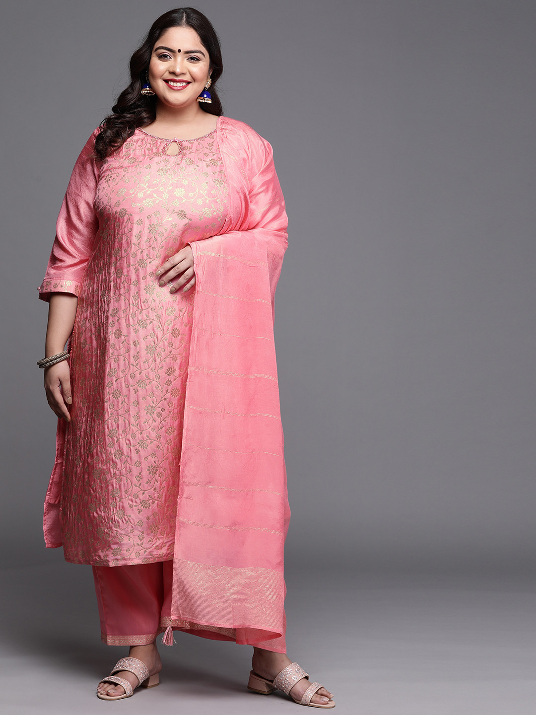 

EXTRA LOVE BY LIBAS Women Plus Size Pink Self Design Kurta with Palazzos & With Dupatta