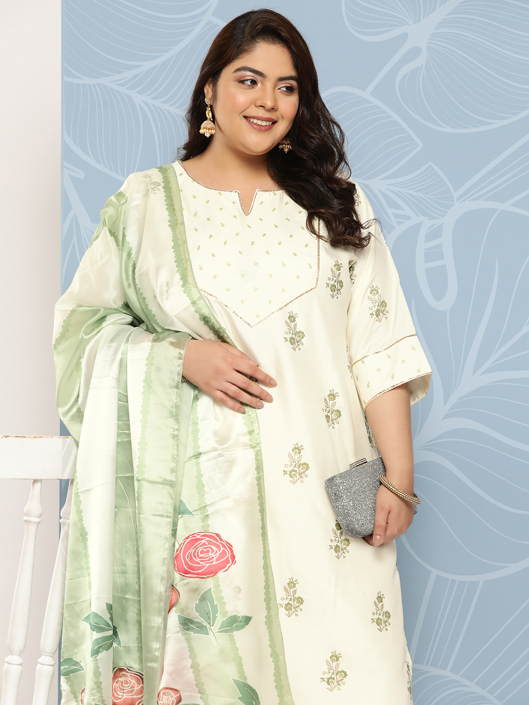 

EXTRA LOVE BY LIBAS Women Off White Floral Printed Gotta Patti Kurta with Palazzos & With Dupatta