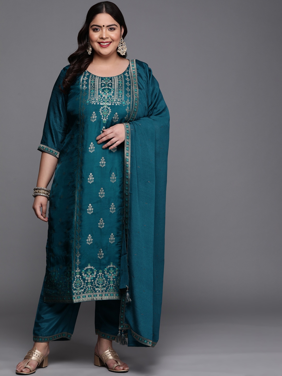 

EXTRA LOVE BY LIBAS Women Plus Size Teal Floral Kurta with Trousers & With Dupatta