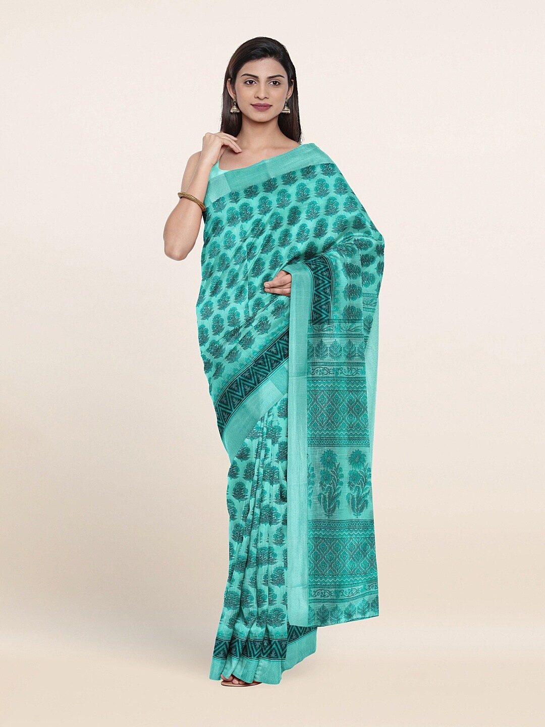 

Pothys Blue & Grey Floral Zari Saree