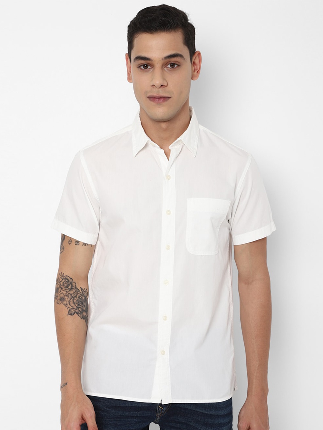 

AMERICAN EAGLE OUTFITTERS Men White Casual Shirt