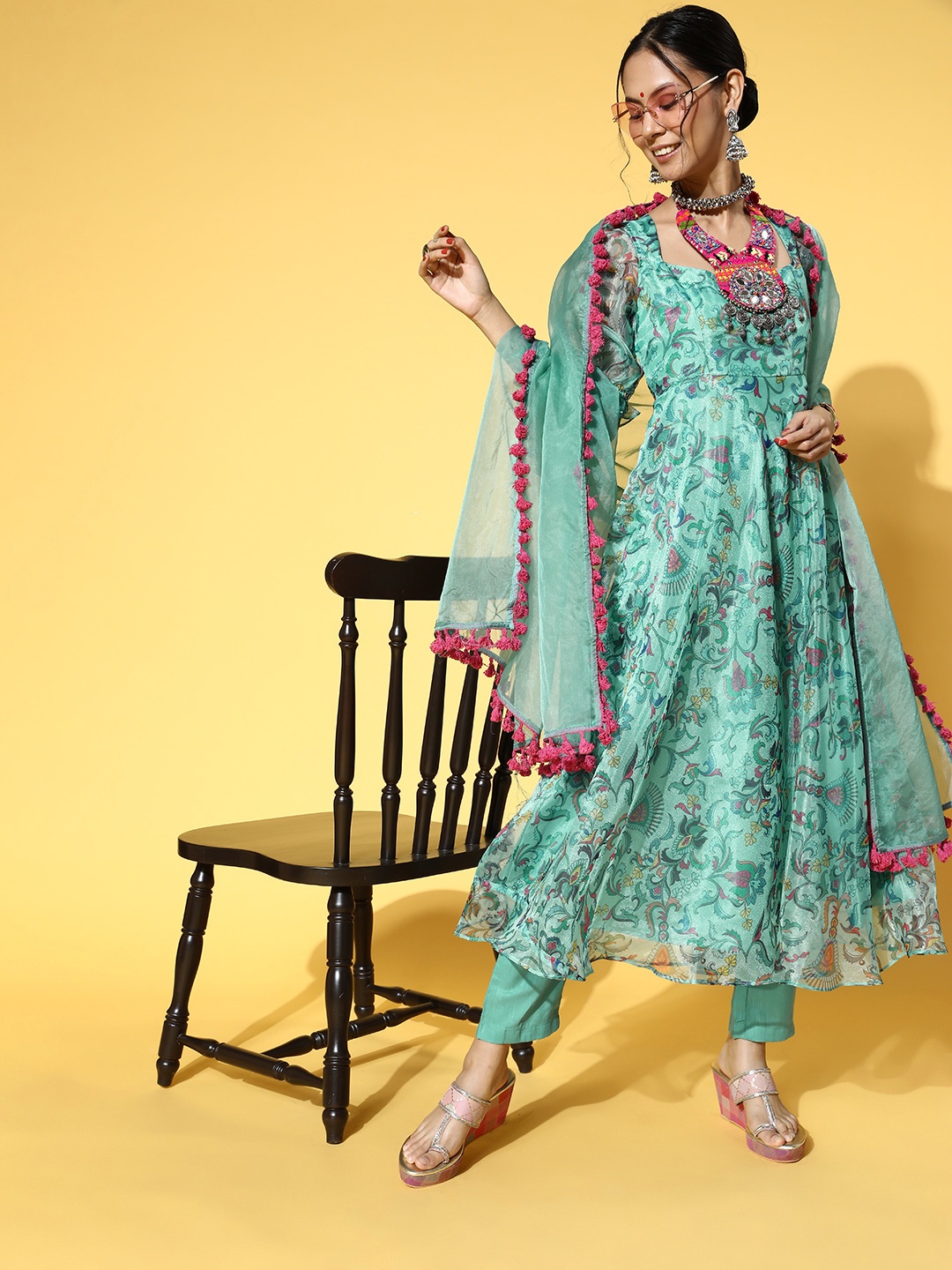 

Inddus Women Floral Organza Swirling Volume Kurta Set, Sea green