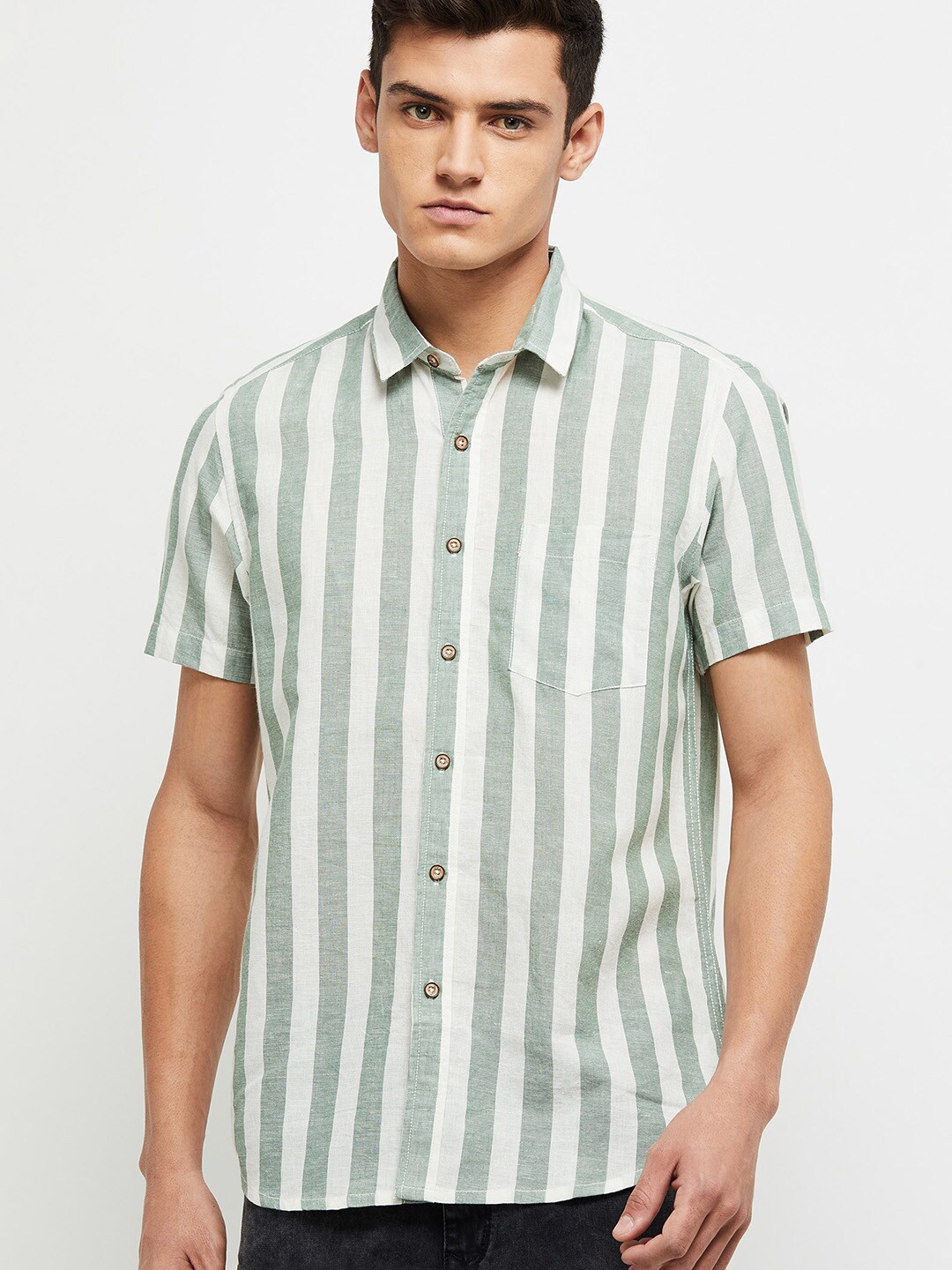 

max Men Green & White Striped Casual Shirt