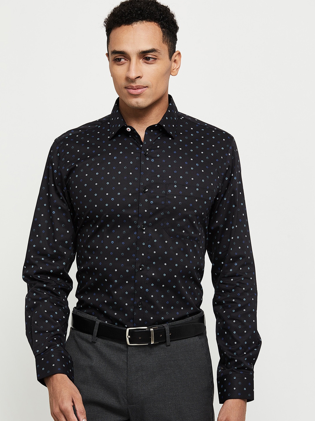 

max Men Black Printed Formal Cotton Shirt