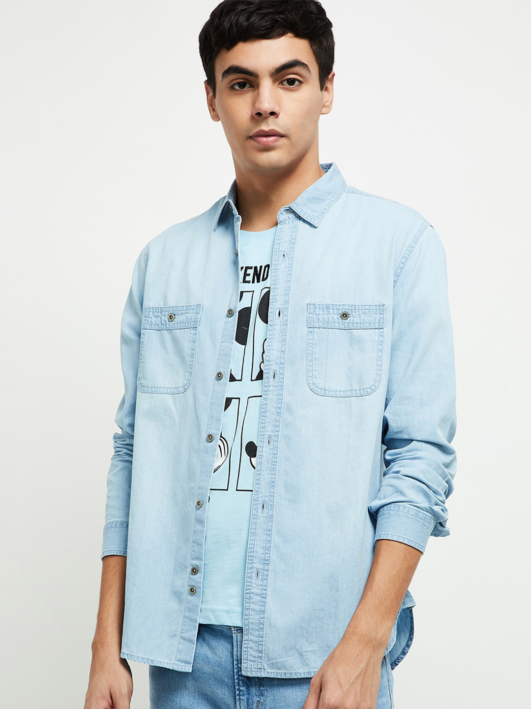 

max Men Blue Cotton Casual Shirt