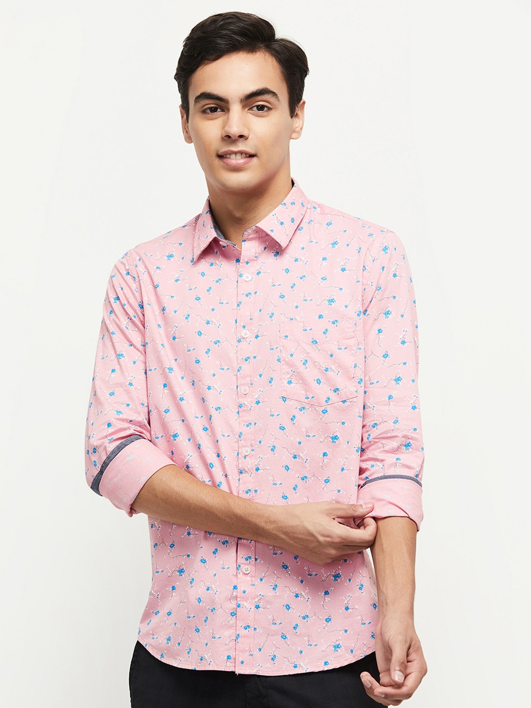 

max Men Pink Floral Printed Pure Cotton Casual Shirt