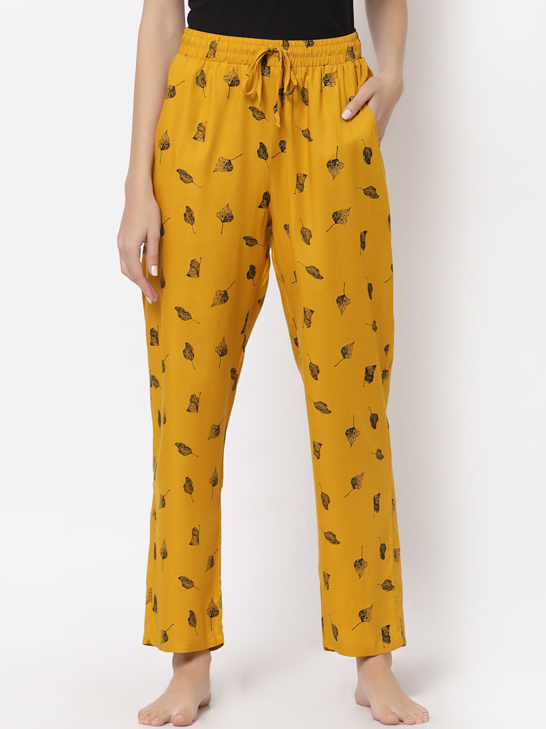 

Sweet Dreams Women Mustard-Yellow & Black Printed Lounge Pant