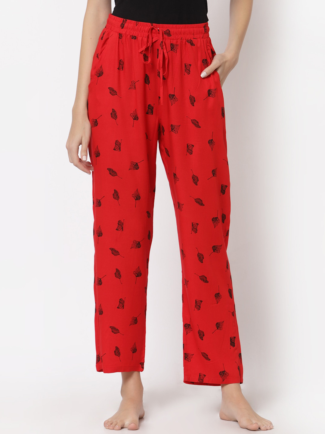 

Sweet Dreams Women Red & Black Printed Lounge Pant