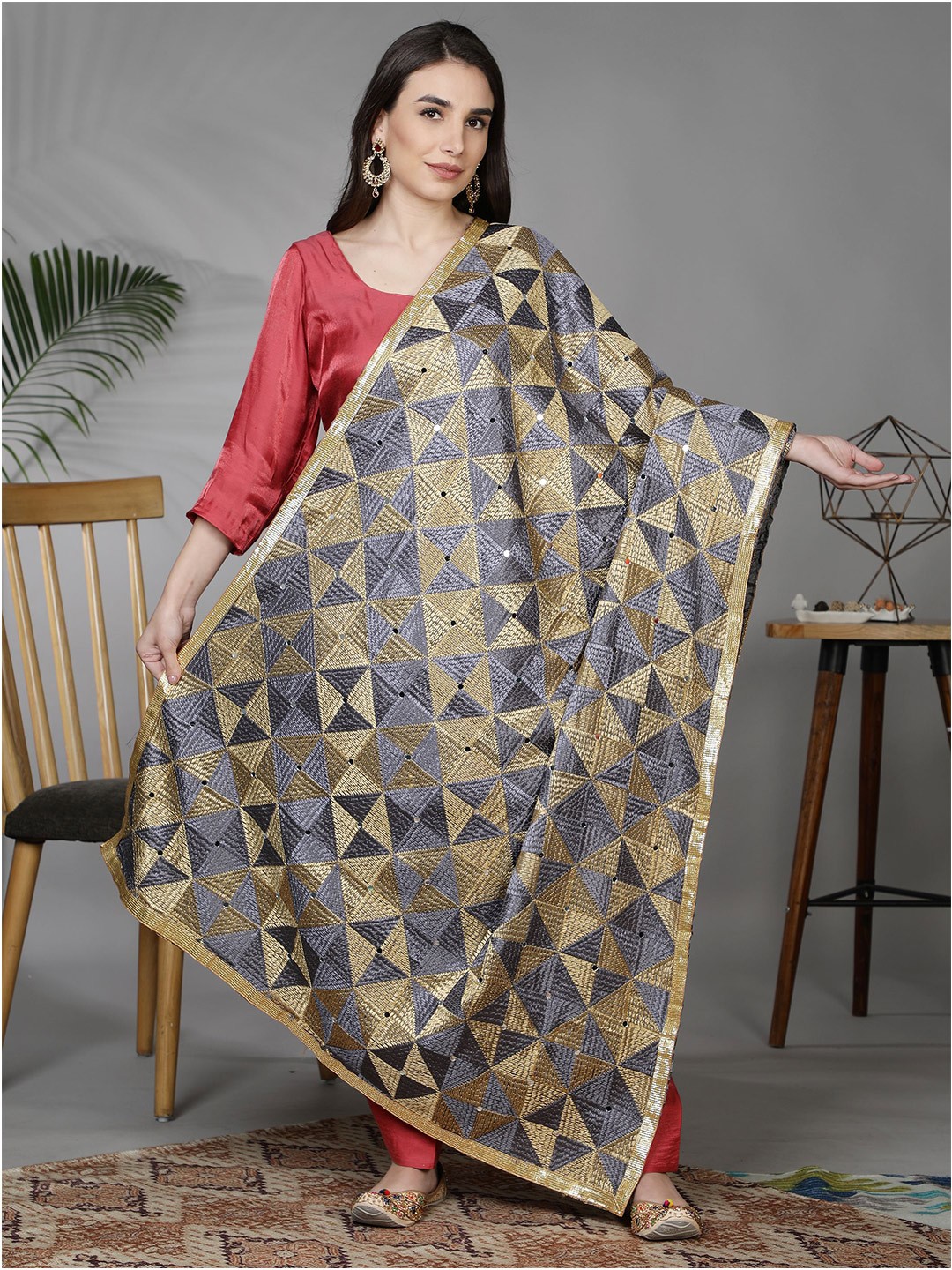 

Moda Chales Grey & Beige Embroidered Dupatta with Phulkari