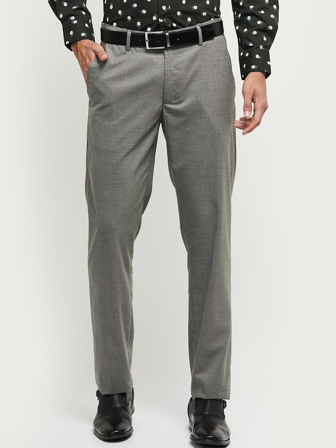 

max Men Grey Solid Cotton Formal Trousers