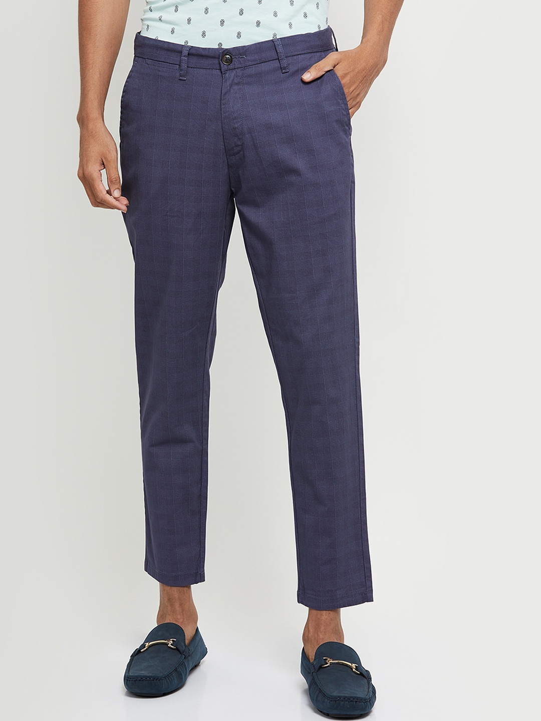 

max Men Navy Blue Checked Cotton Trousers