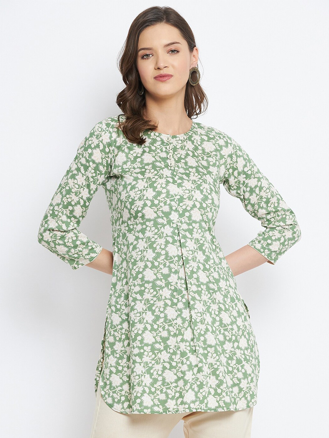 

Tissu Green & White Floral Printed Kurti