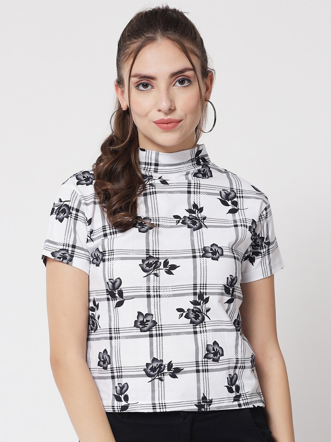 

Kotty Women White & Black Floral Printed Cotton Blend Top