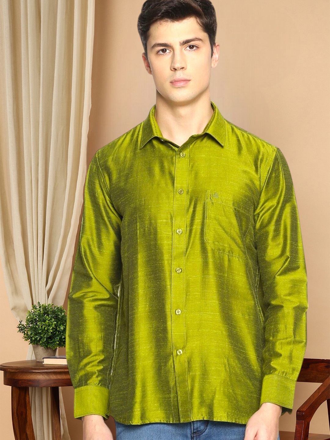 

TATTVA Men Green Casual Shirt
