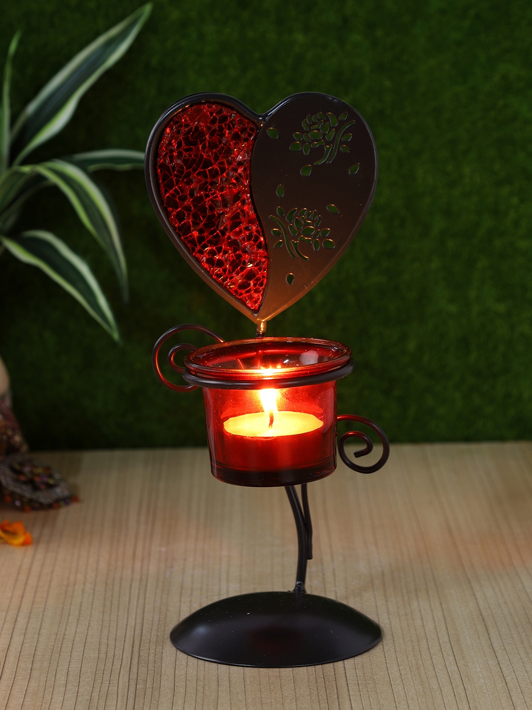 

Aapno Rajasthan Red & Black Textured Candle Holder