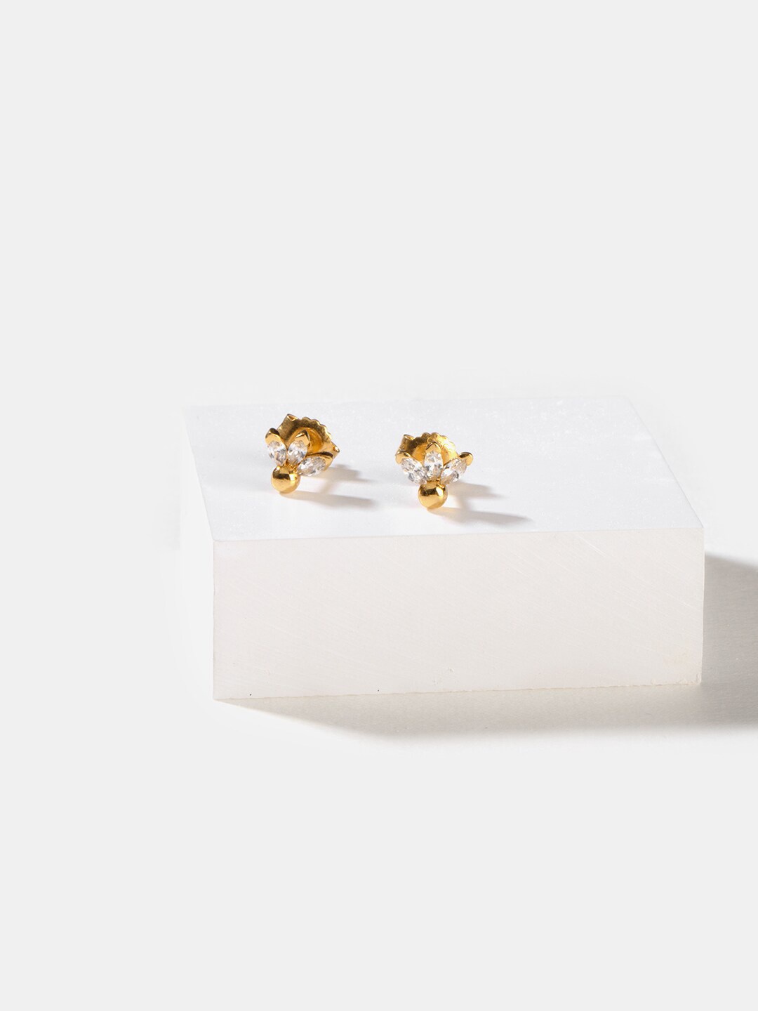 

SHAYA Gold-Toned & White Contemporary Studs Earrings