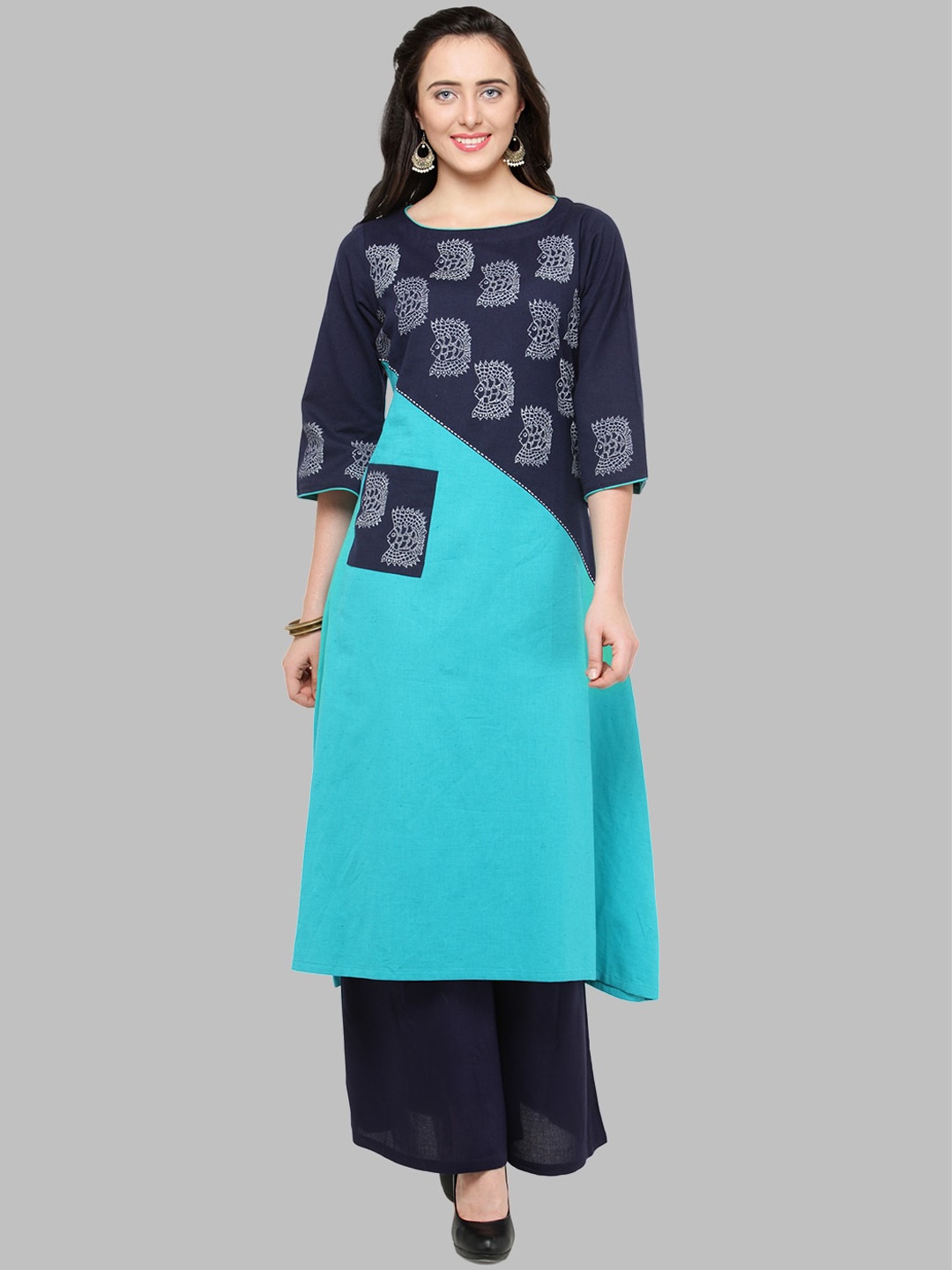 

Bitterlime Women Navy Blue Colourblocked Block Print Kurta