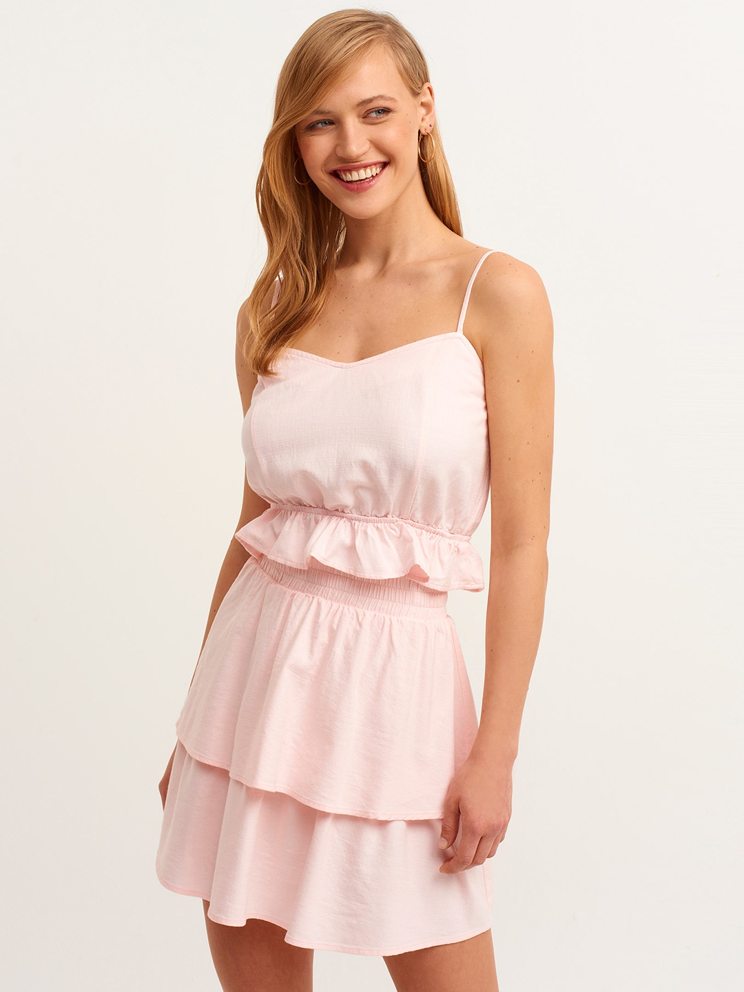 

OXXO Women Pink Solid Crop Top