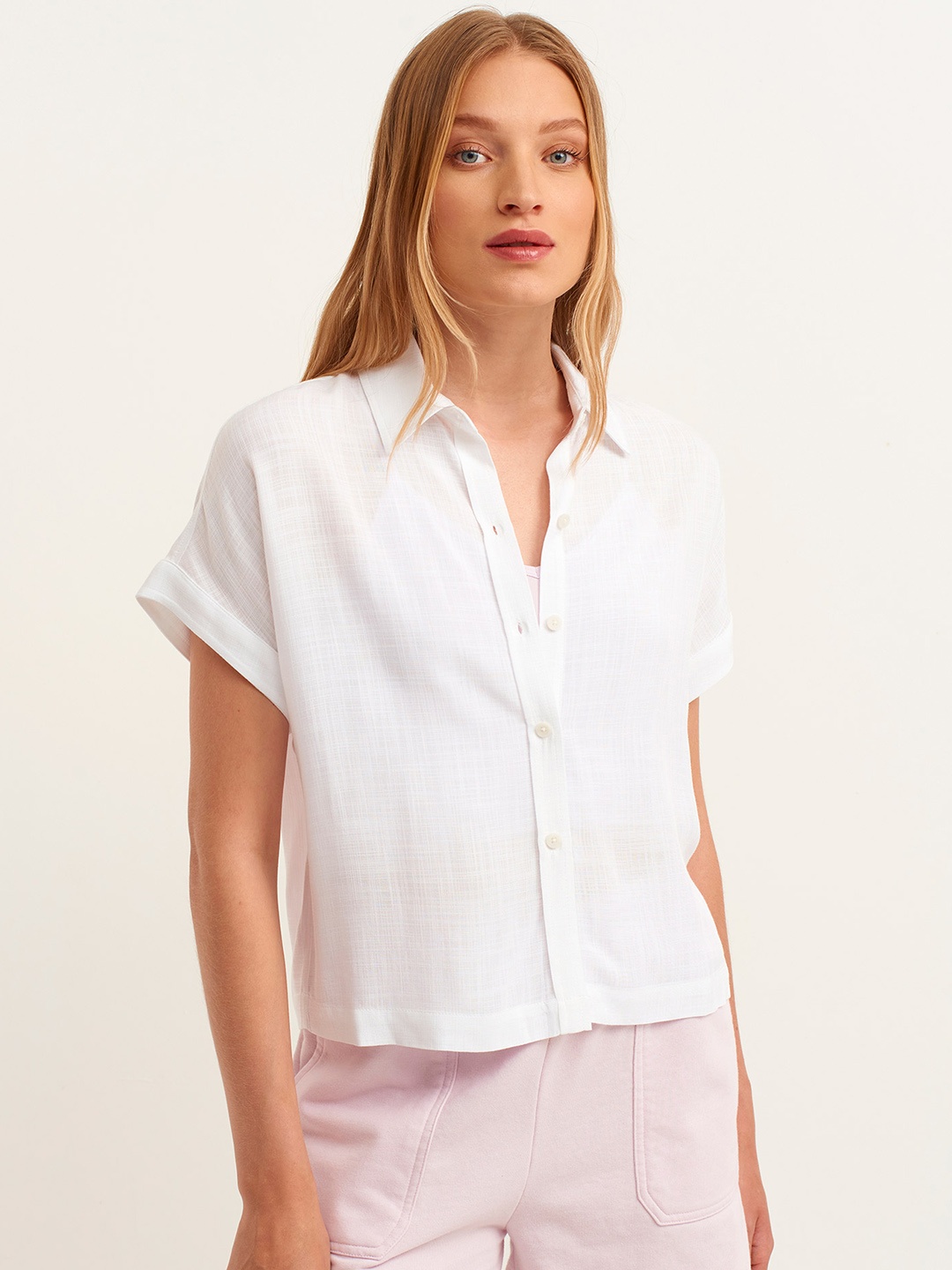 

OXXO Women White Solid Casual Shirt