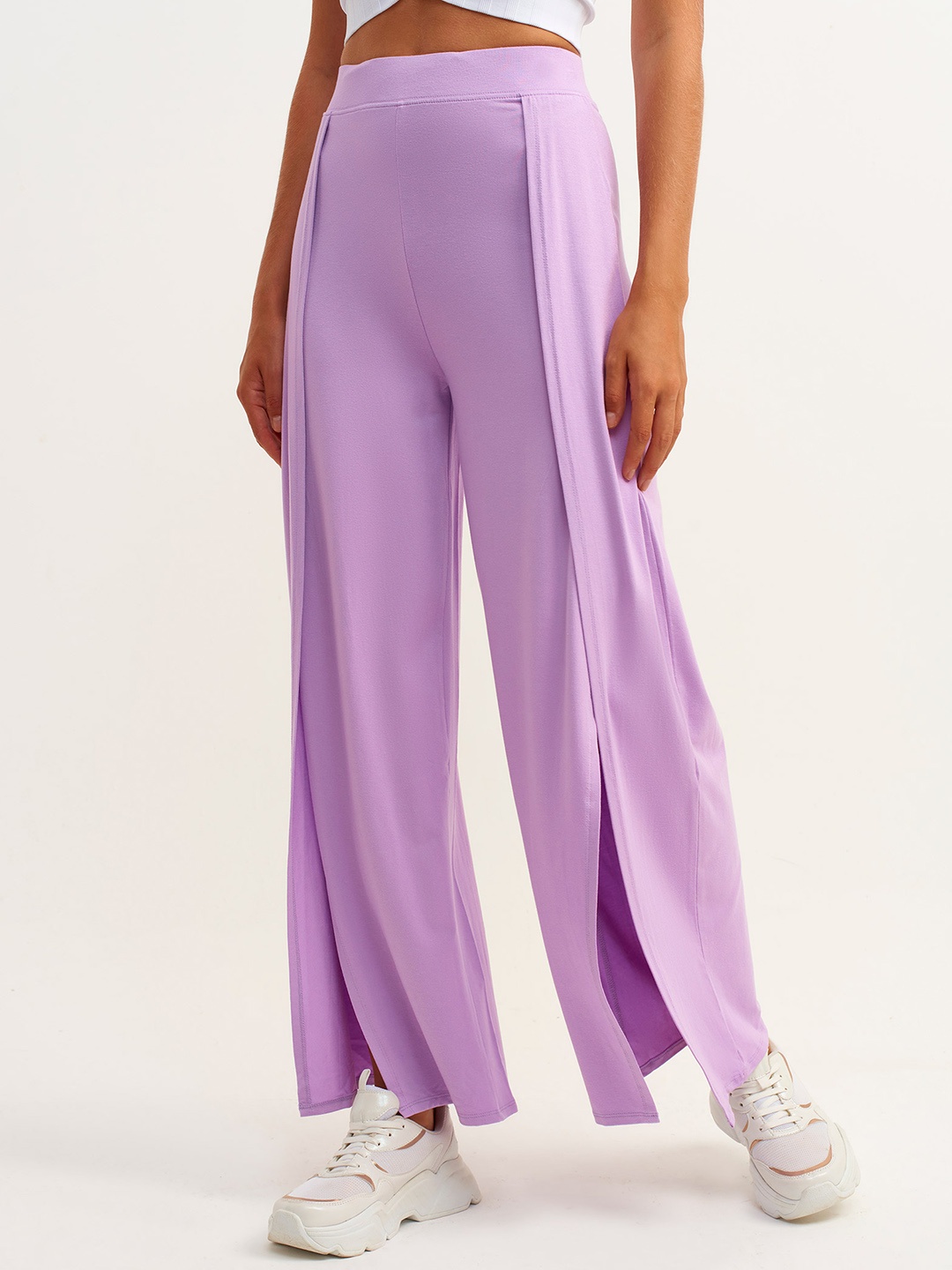 

OXXO Women Lavender Solid Flared High-Rise Slit Trousers