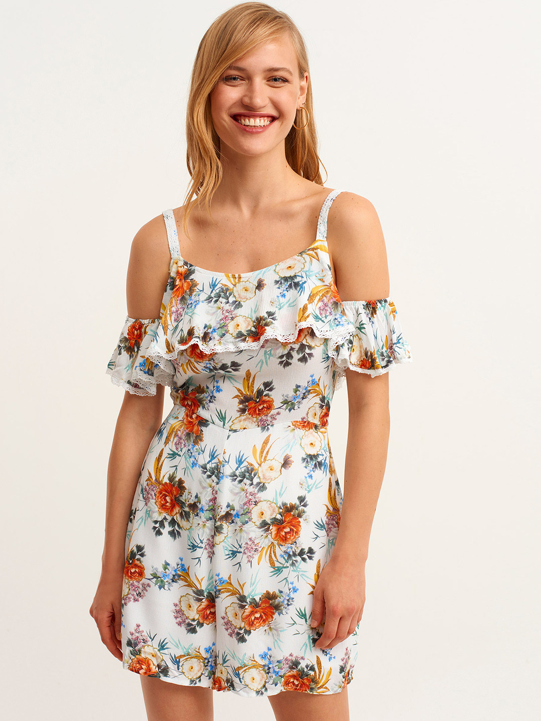 

OXXO Women White & Orange Floral Printed with Lace Inserts Jumpsuit