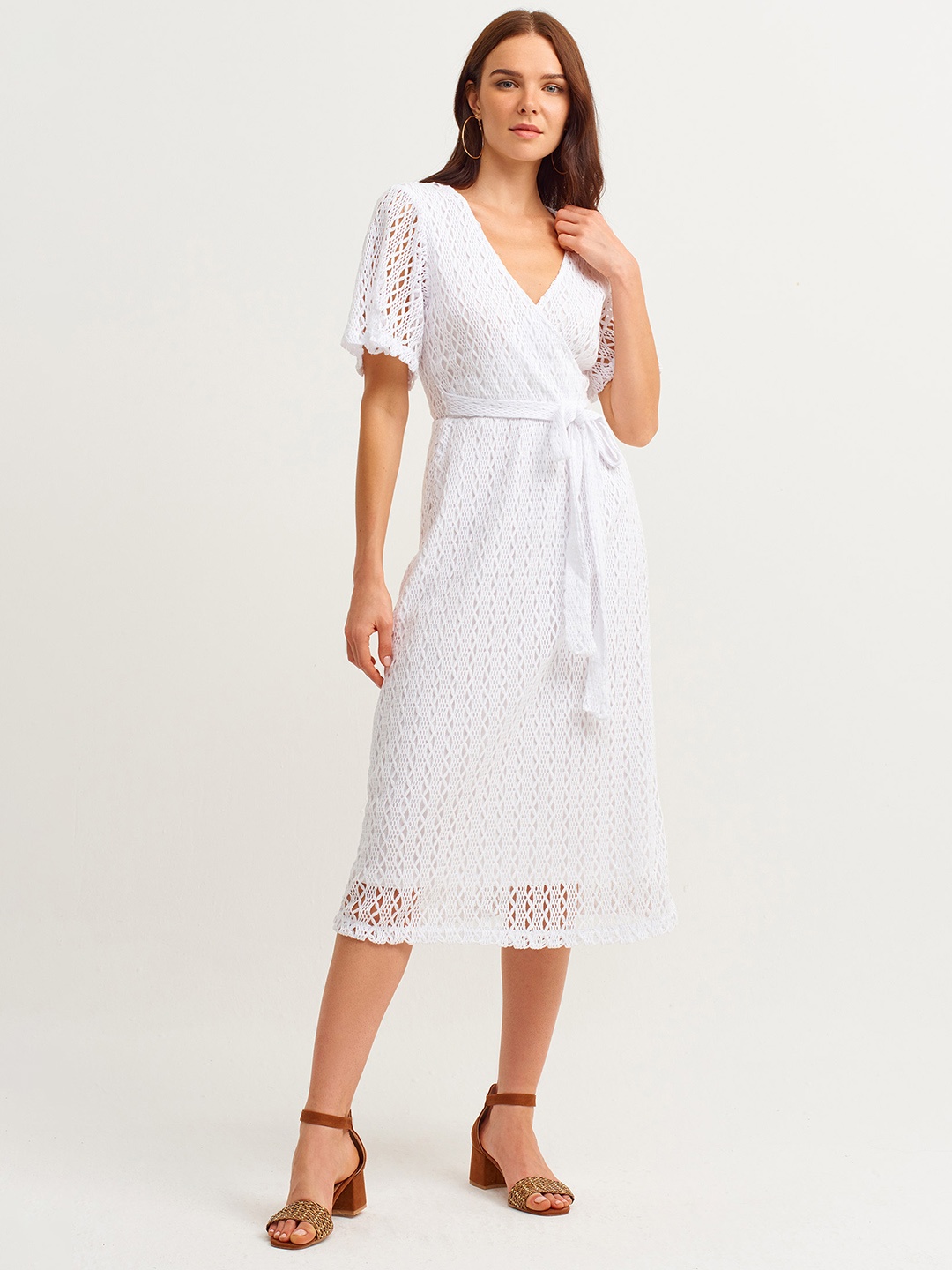 

OXXO White Cotton Geometric Self-Design Midi Dress