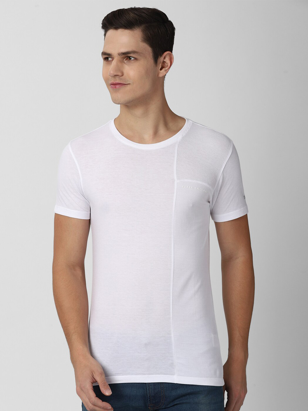 

Peter England Casuals Men White Slim Fit T-shirt