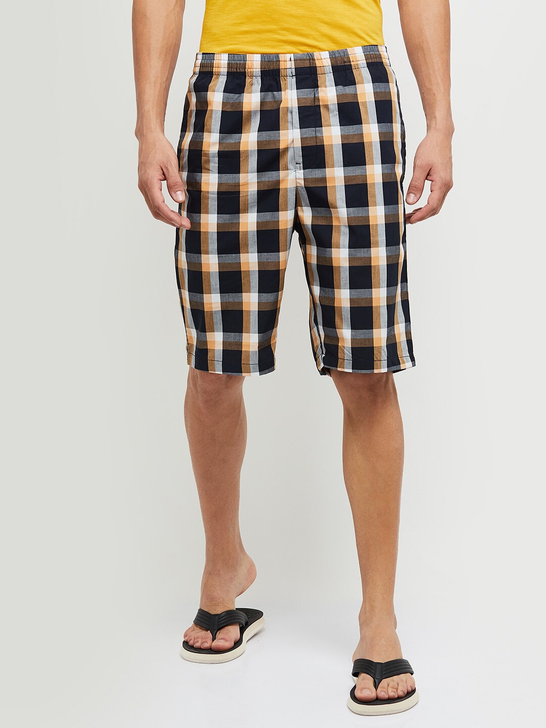 

max Men Blue & White Checked Cotton Lounge Shorts