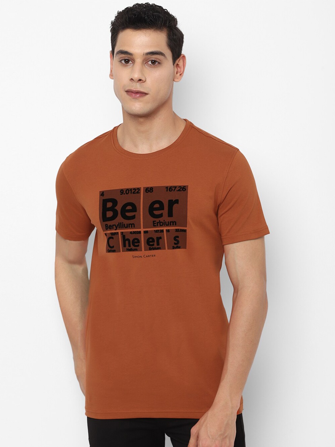 

SIMON CARTER LONDON Men Brown Typography Printed Slim Fit T-shirt