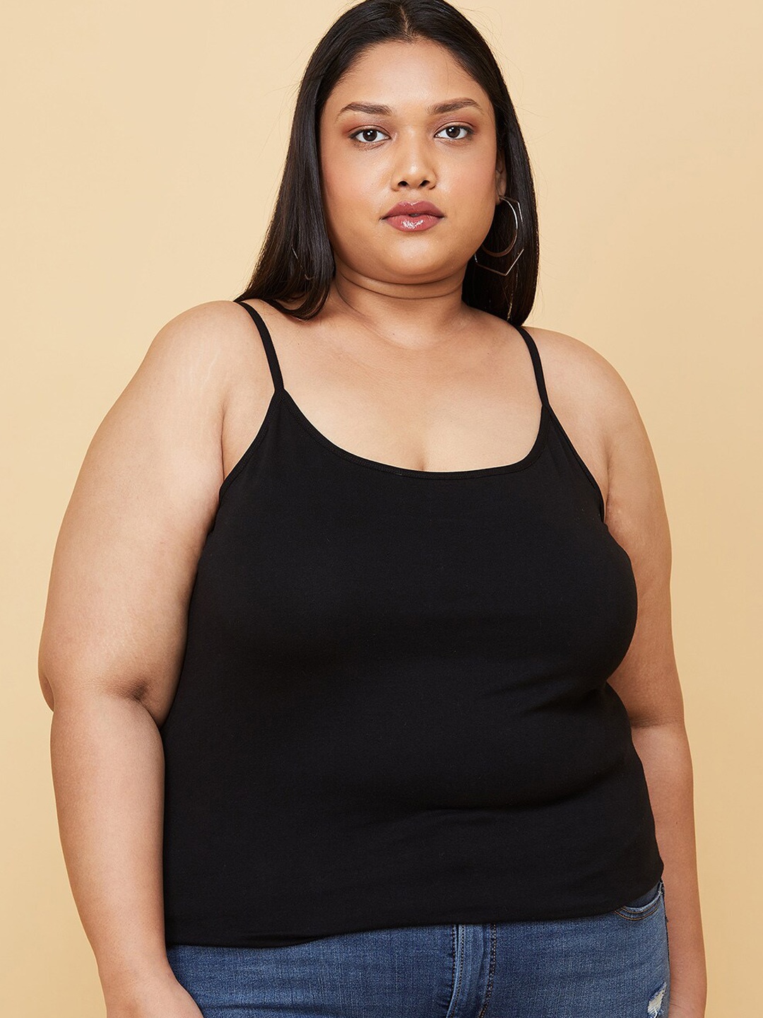 

max Women Plus Size Black Solid Camisoles