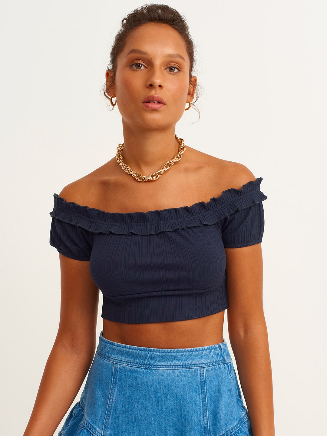 

OXXO Navy Blue Off-Shoulder Ruffles Crop Top