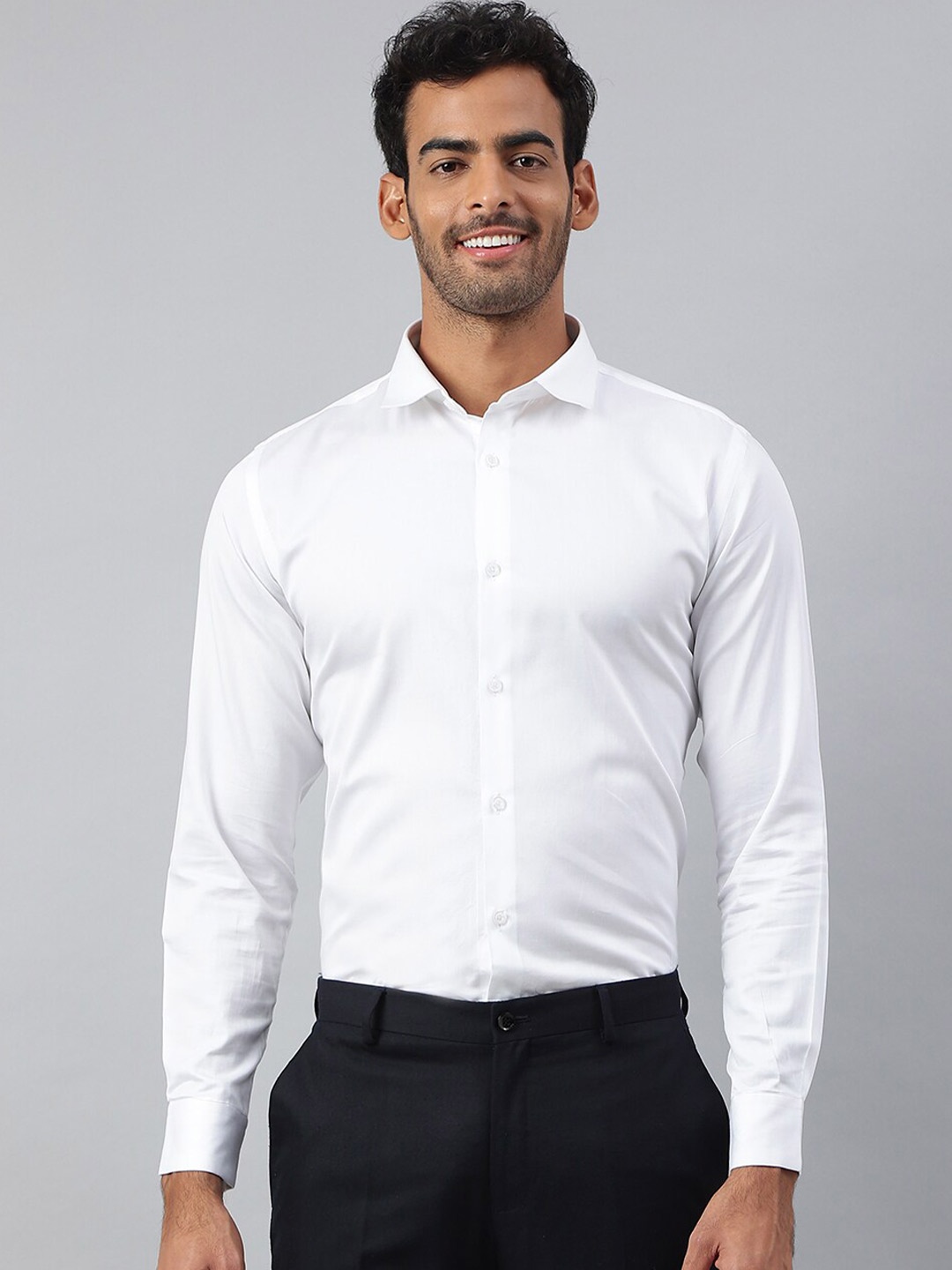 

MR BUTTON Men White Slim Fit Formal Shirt
