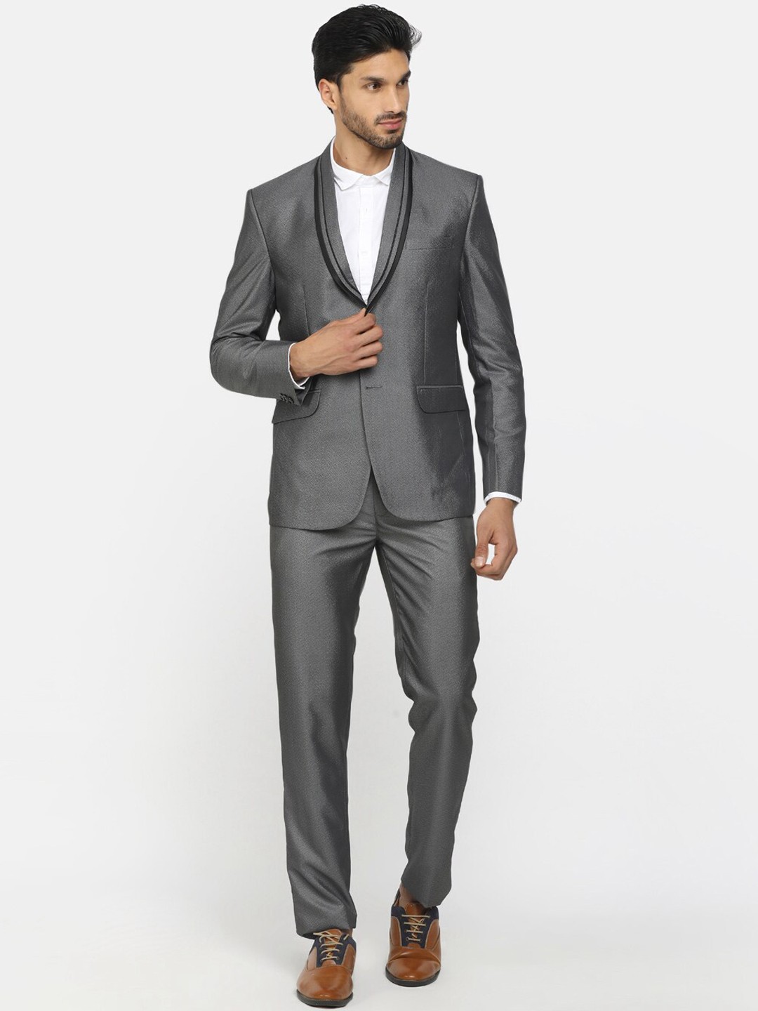 

V-Mart Men Grey Solid Formal Single-Breasted Suit