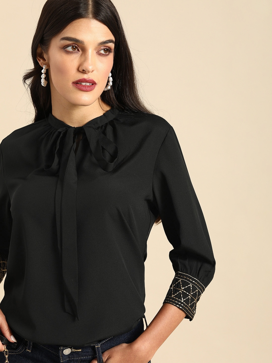 

all about you Women Black Solid Tie-Up Neck Regular Top