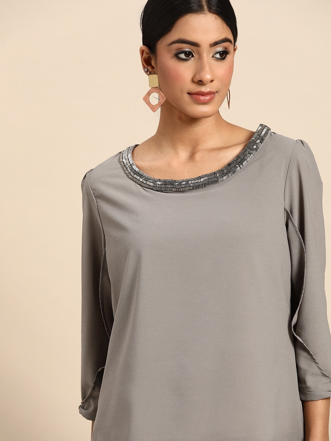 

all about you Jewel Neck Top, Grey