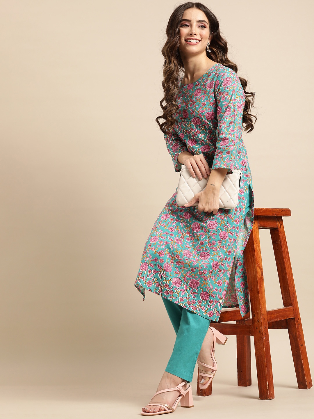 

all about you Women Green And Pink Floral Printed Pure Cotton Kurta with Trousers