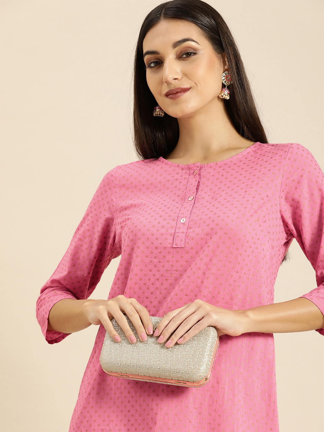 

all about you Women Pink & Gold-Toned Ethnic Motifs Print Round Neck Straight Kurta