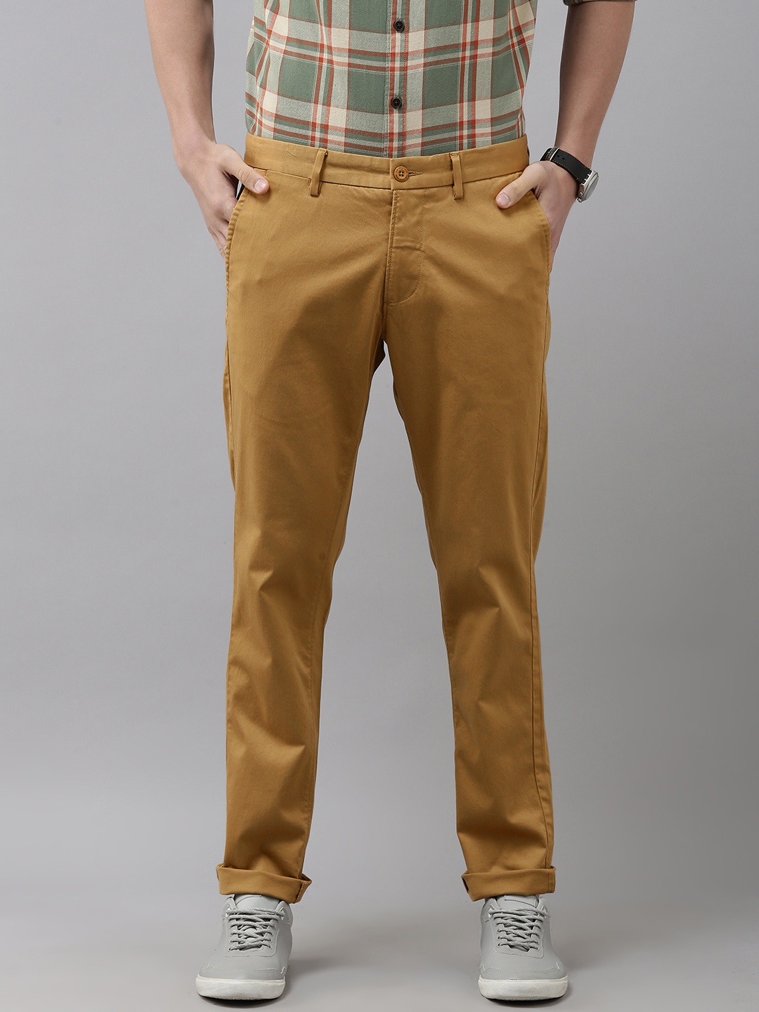 

U S Polo Assn Men Khaki Solid Mid-Rise Regular Trousers