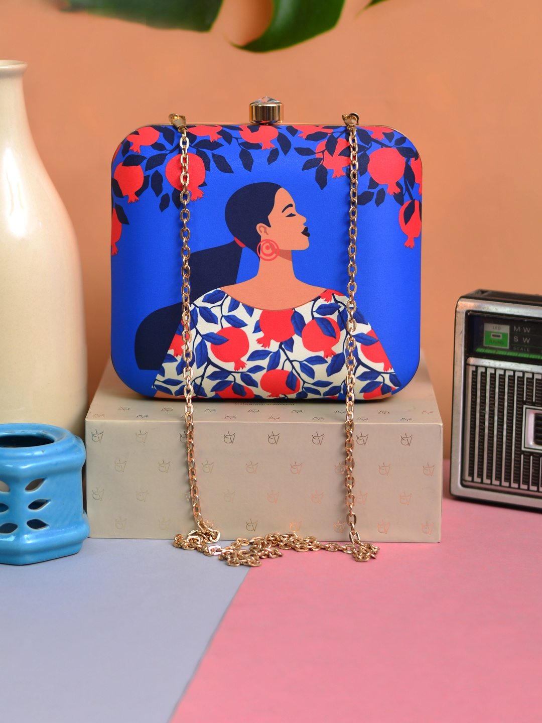 

ARTKLIM Blue & Red Printed Box Clutch