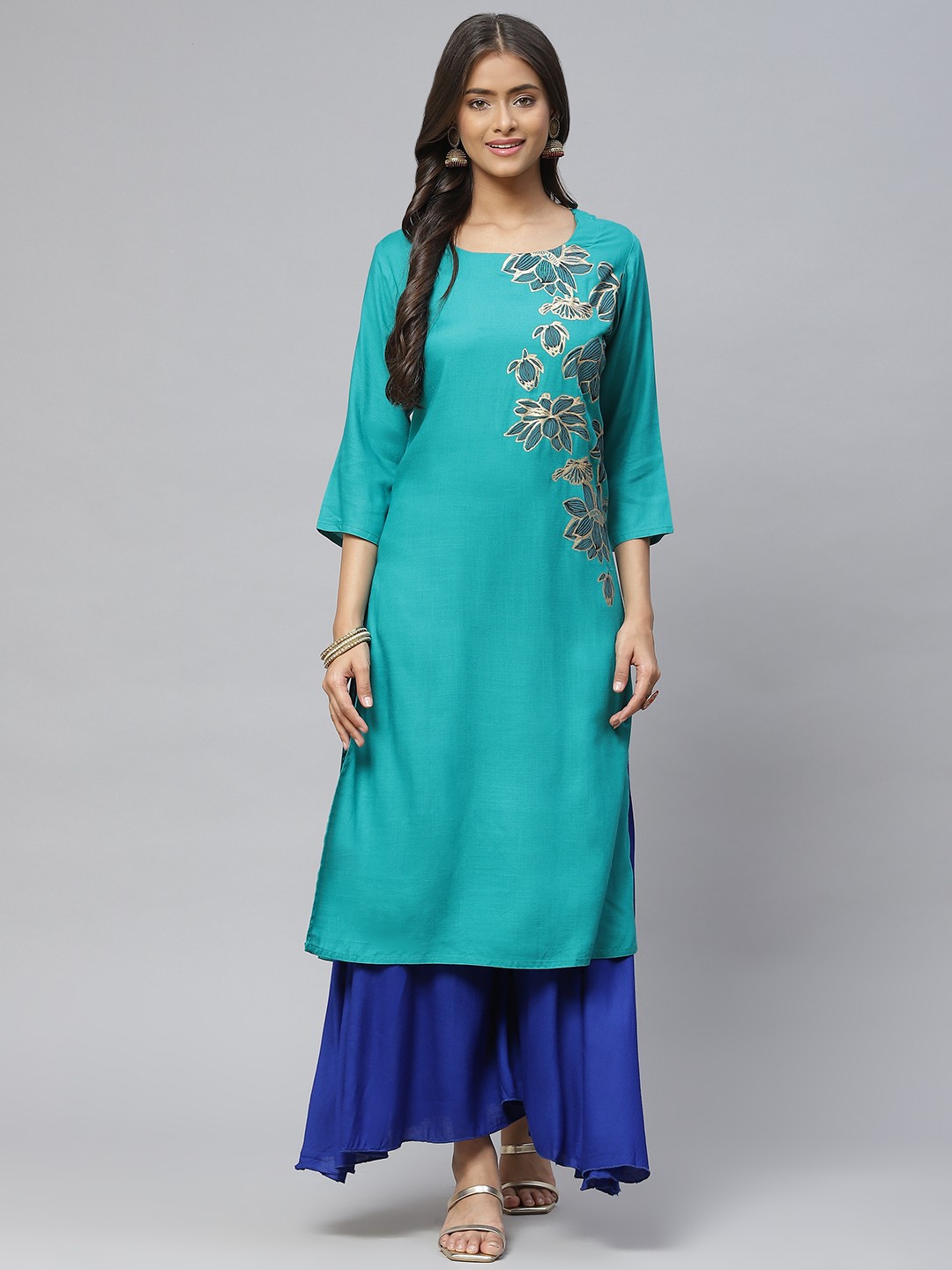 

Aarika Women Sea Green & Golden Floral Printed Pure Cotton Kurta