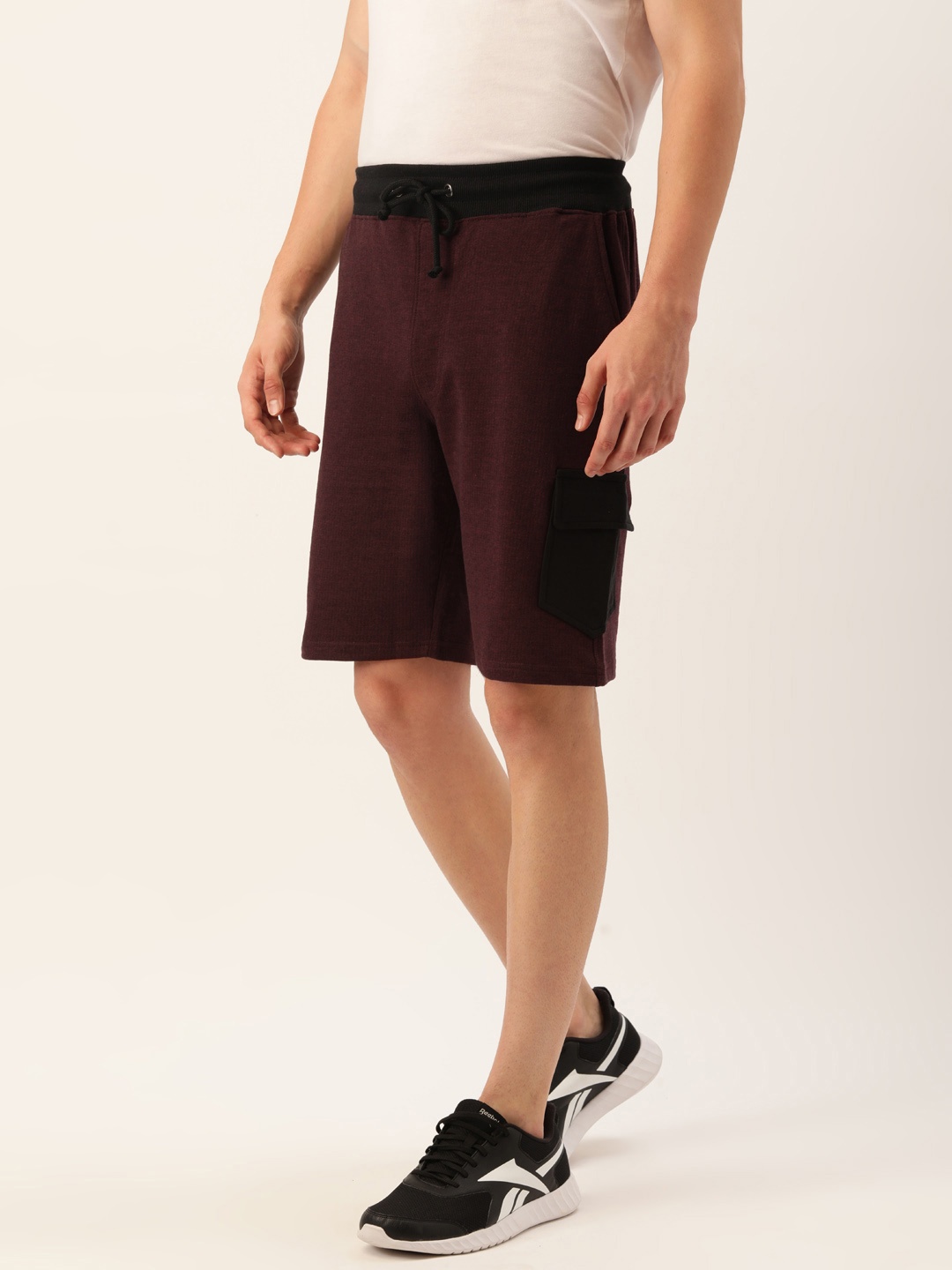 

ARISE Men Maroon Solid Shorts