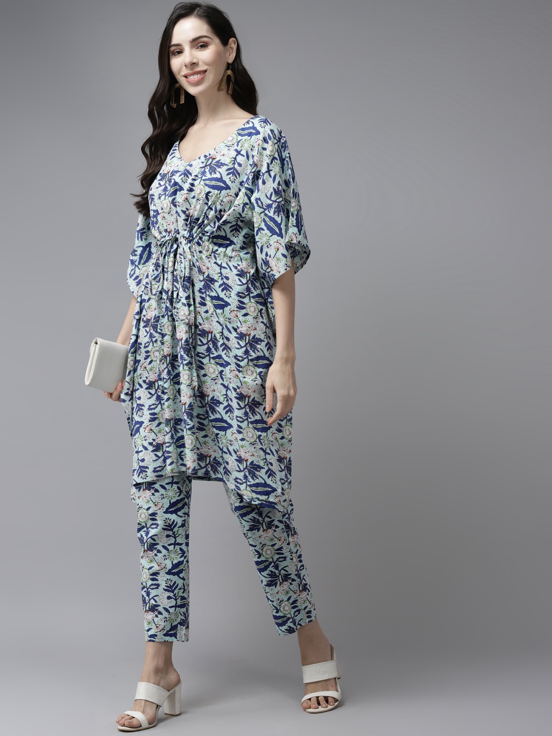 

PANIT Women Turquoise Blue Ethnic Motifs Printed Pure Cotton Kurta with Trousers