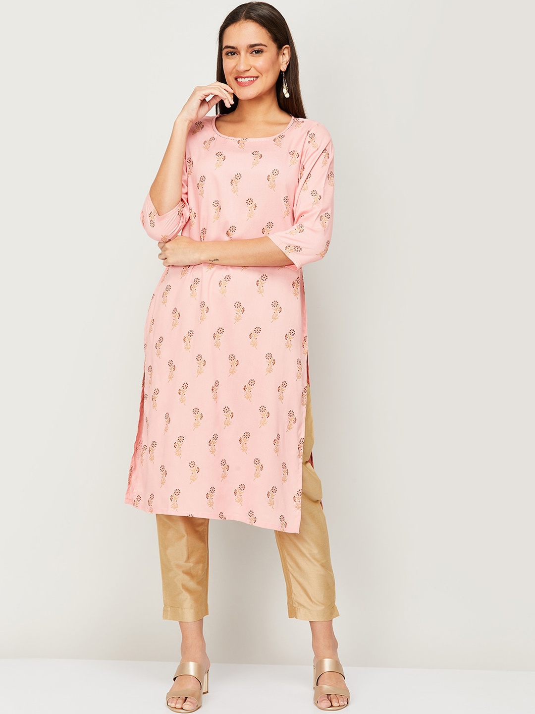 

Melange by Lifestyle Women Peach-Coloured Ethnic Motifs Printed Kurta